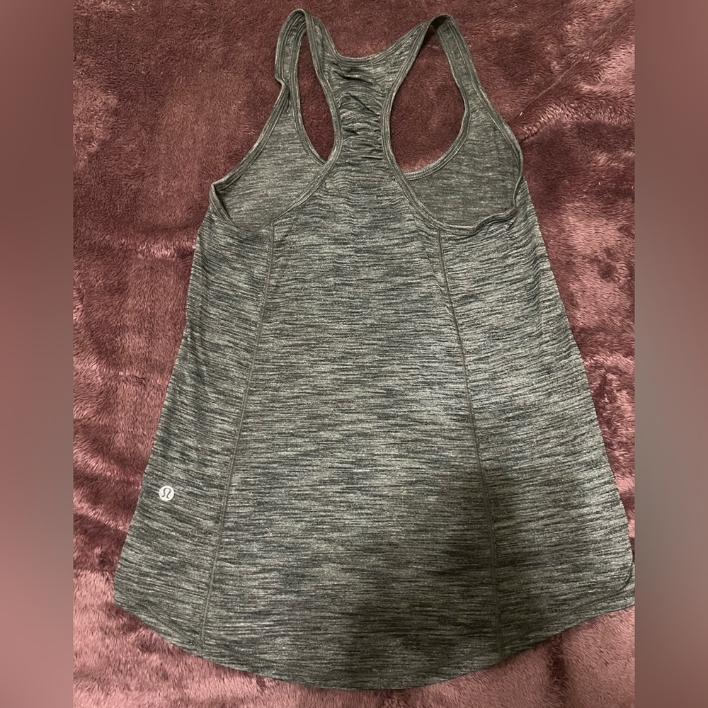 Lululemon tank top